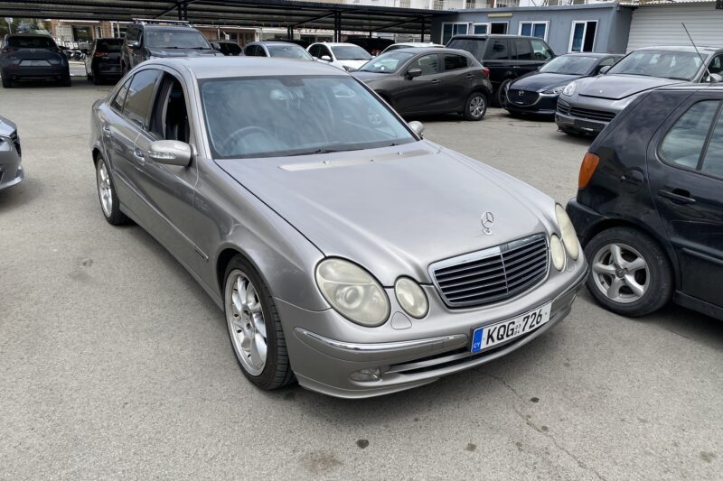 Mercedes E220